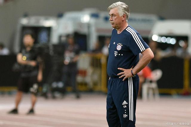 蟒蛇河畔风光好 2026江苏盐城大纵湖生态铁人三项赛举行